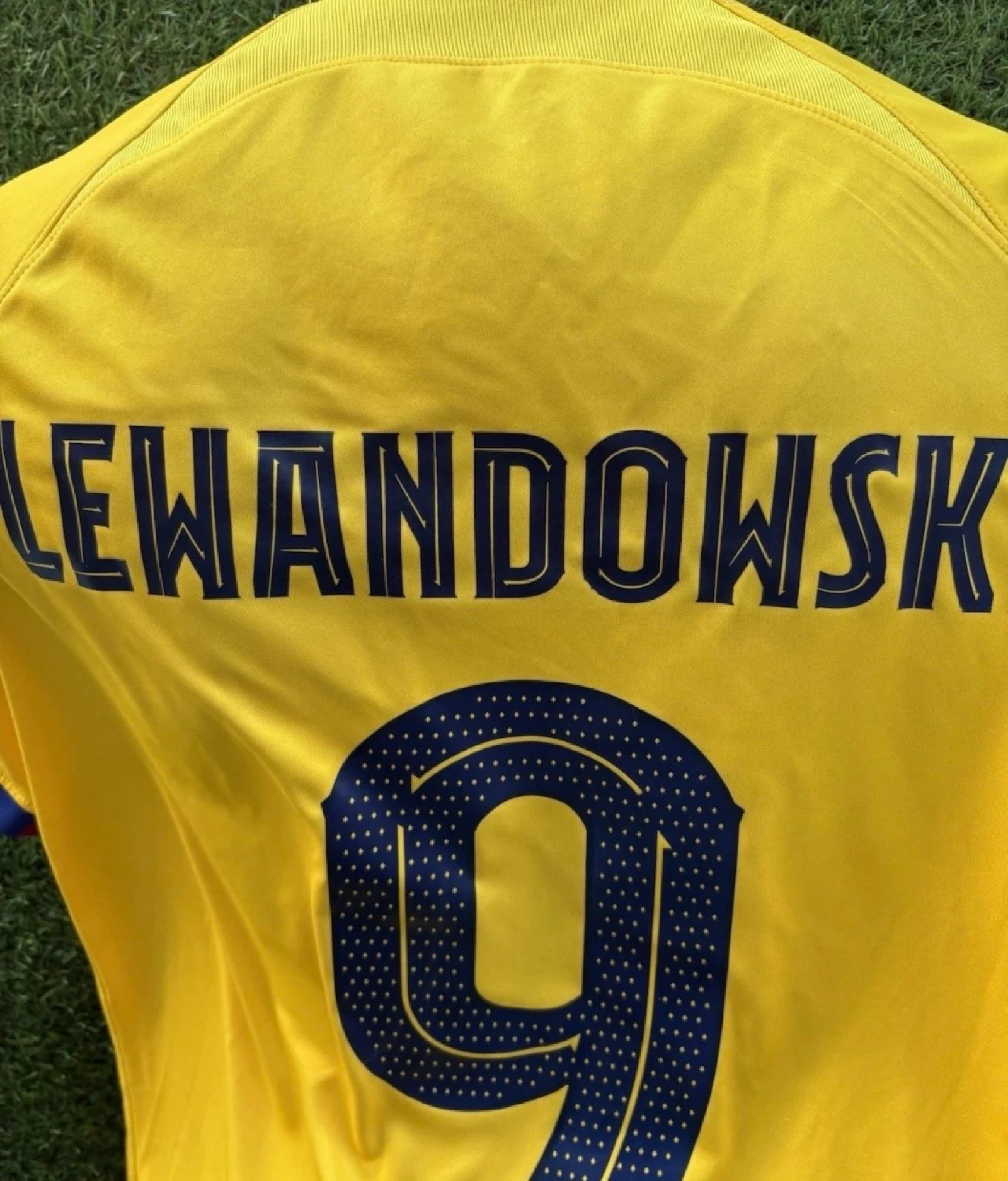 Lewandowski Barcelona shirt – photo 5